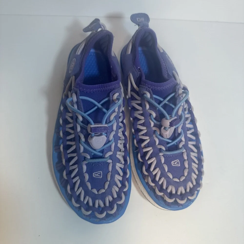 Keen Kids UNNEEK 02 Liberty Azure Blue Bungie Cord Sneakers Youth Size 1 Water